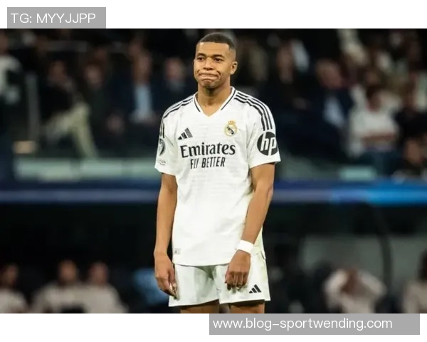 姆巴佩9月份表现出色荣膺皇马球迷评选最佳球员称号 姆巴佩9月份表现出色荣膺皇马球迷评选最佳球员称号