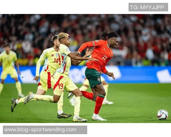 拜仁球探关注克罗地亚19岁右后卫霍达克引发媒体热议